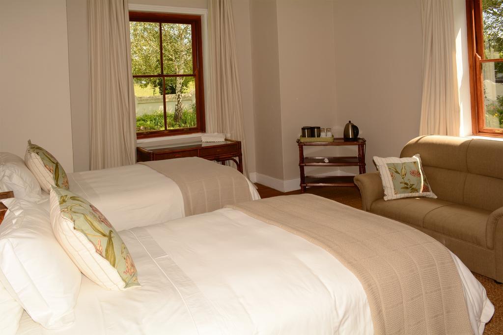 Toad Hall Guest House Wakkerstroom Buitenkant foto