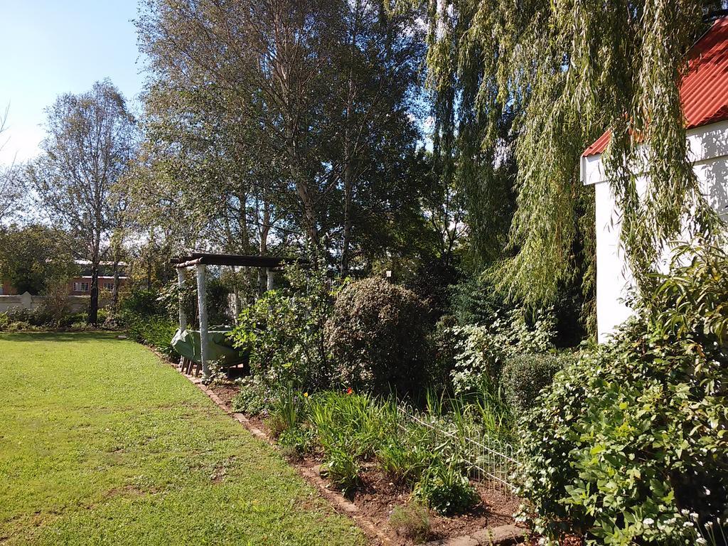Toad Hall Guest House Wakkerstroom Buitenkant foto
