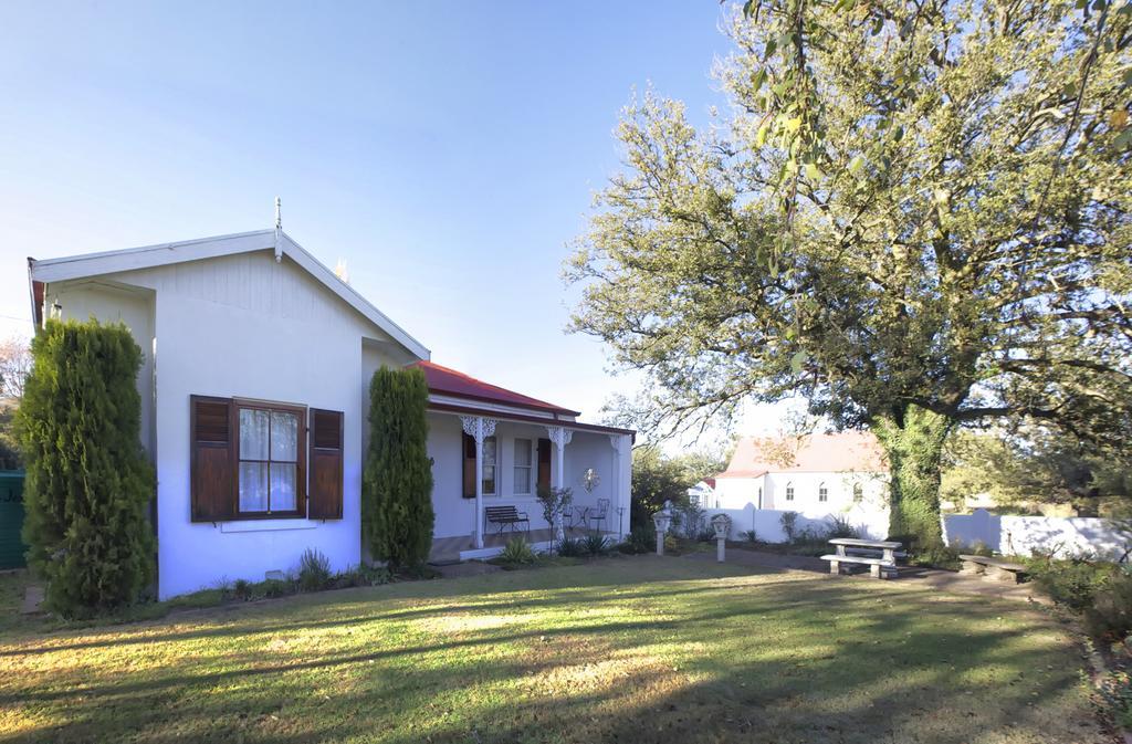 Toad Hall Guest House Wakkerstroom Buitenkant foto